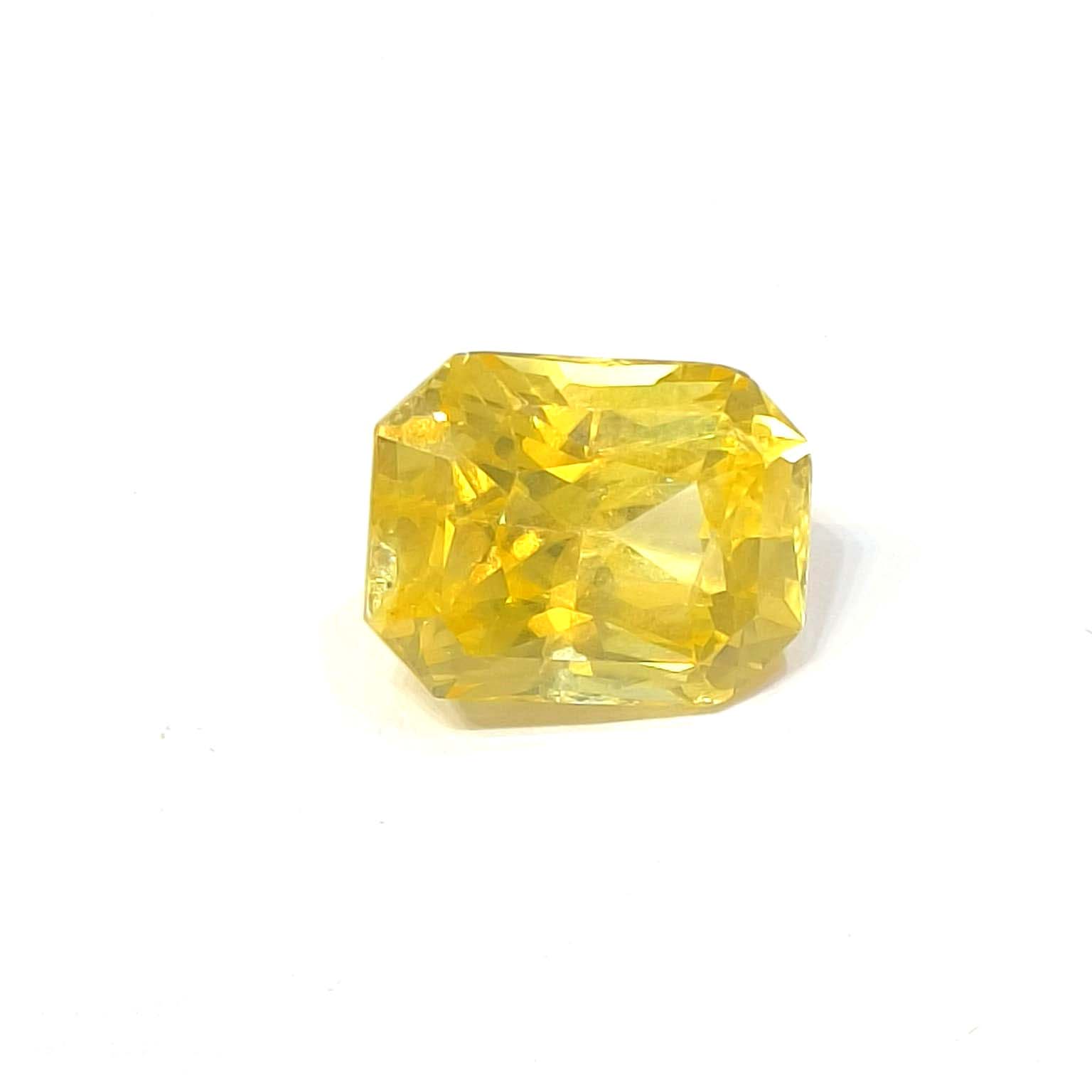 Yellow natural sapphire