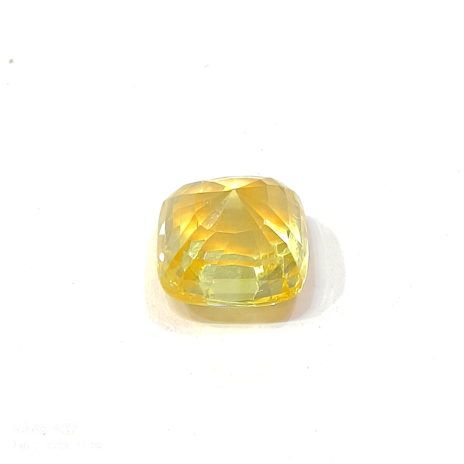 Yellow natural sapphire