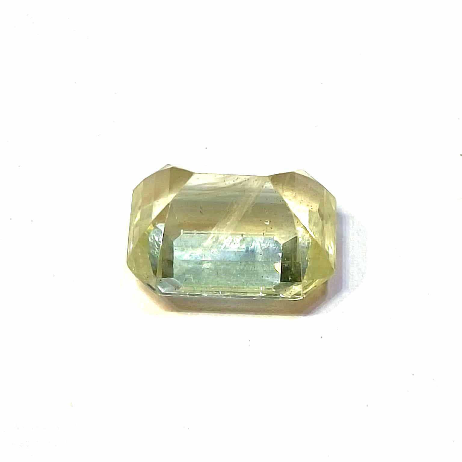 Yellow natural sapphire